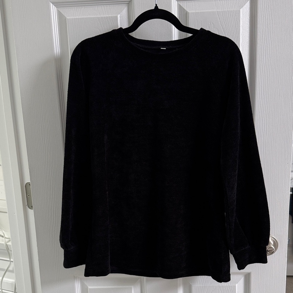 SHEIN - Super Soft Textured Long Sleeve Top